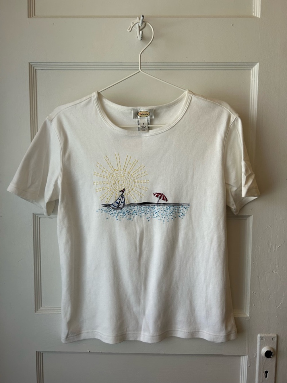 vintage Talbots Embroidered Beach Scene Tee